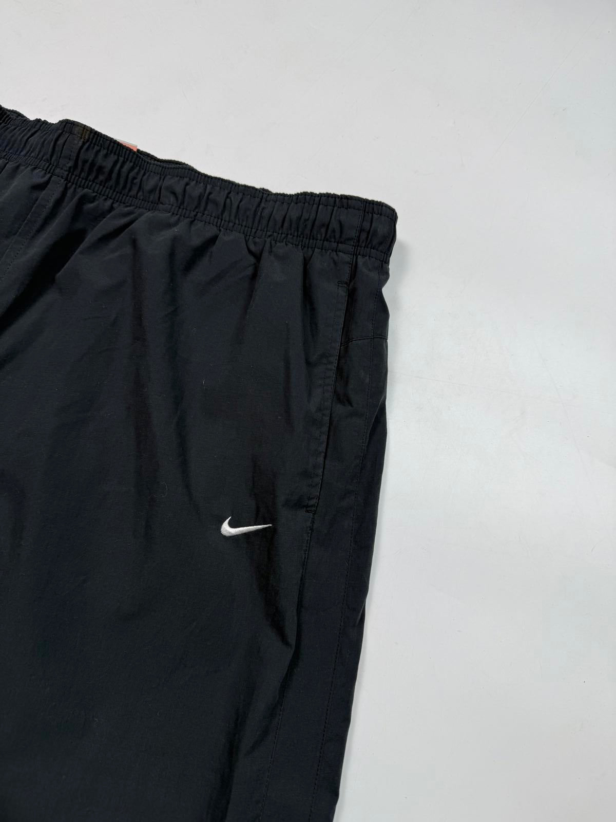 Vintage Nike mini swoosh baggy track pants (XL)