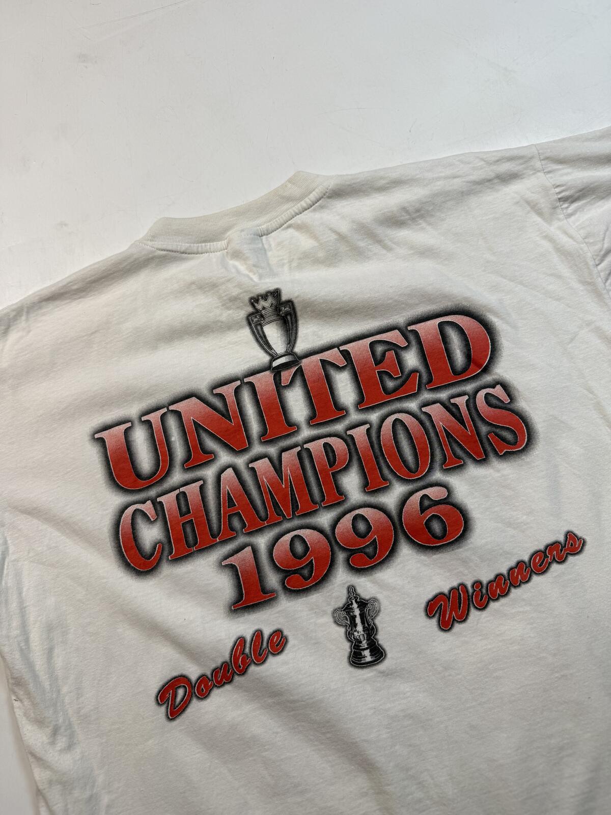 Vintage 90s Manchester United football graphic tee (XL)
