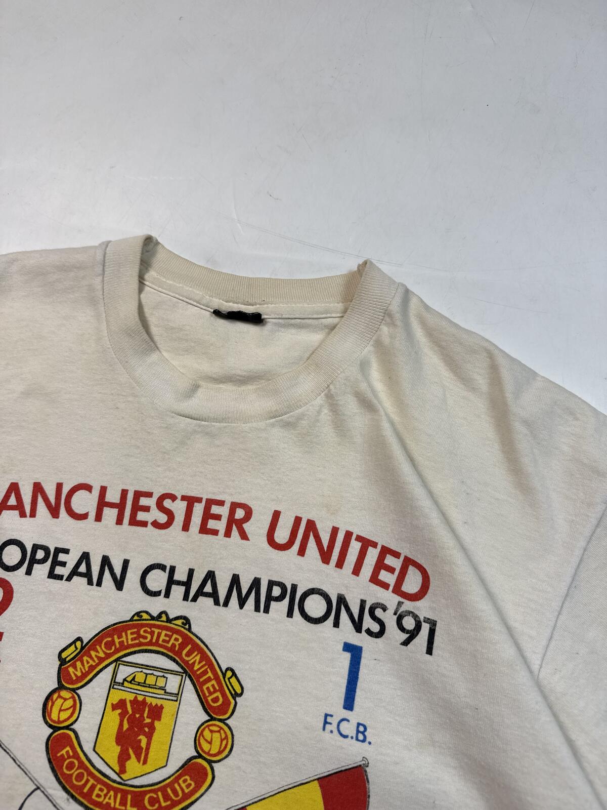 Vintage 90s Manchester United football graphic tee (XL)