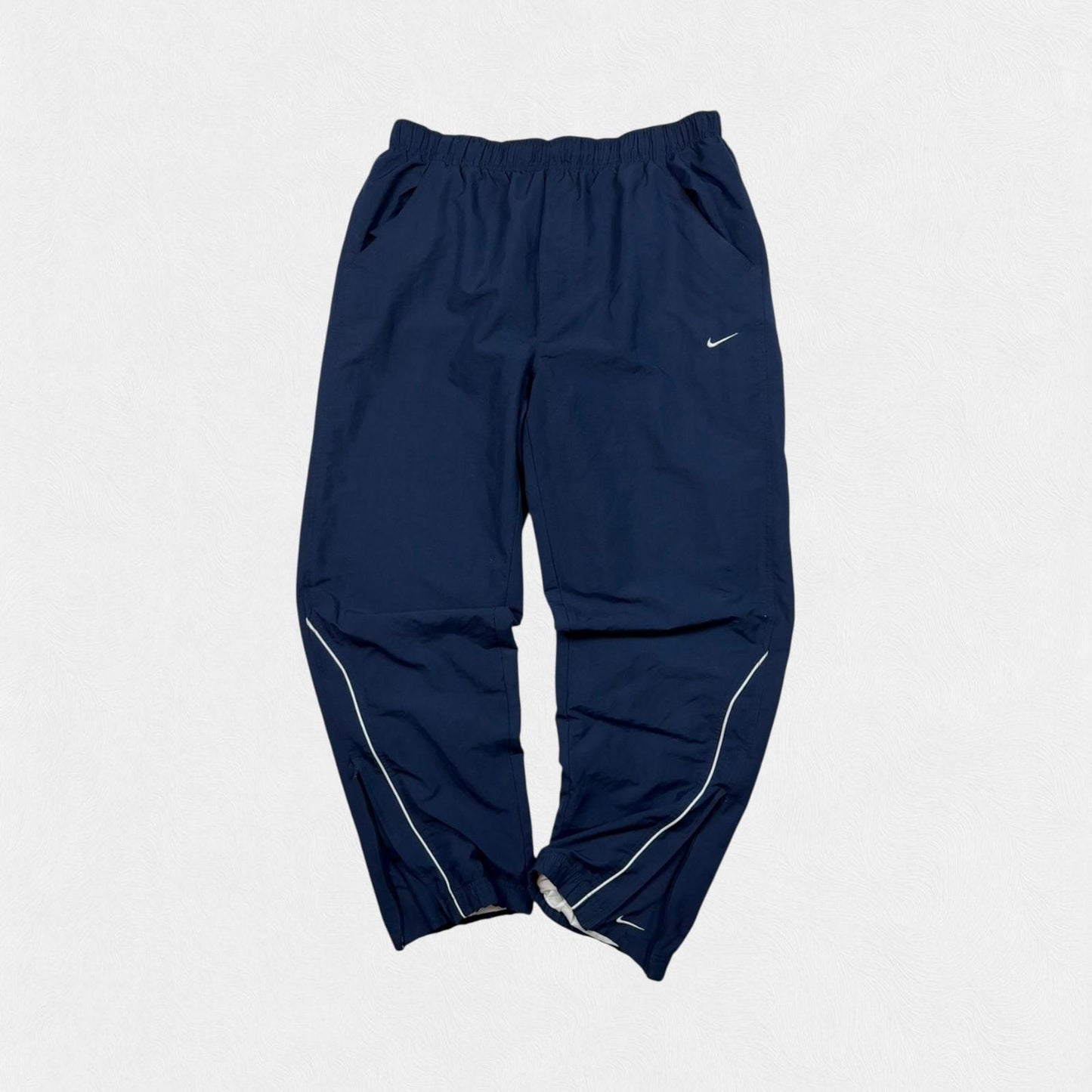 Vintage Nike baggy track pants (XL)