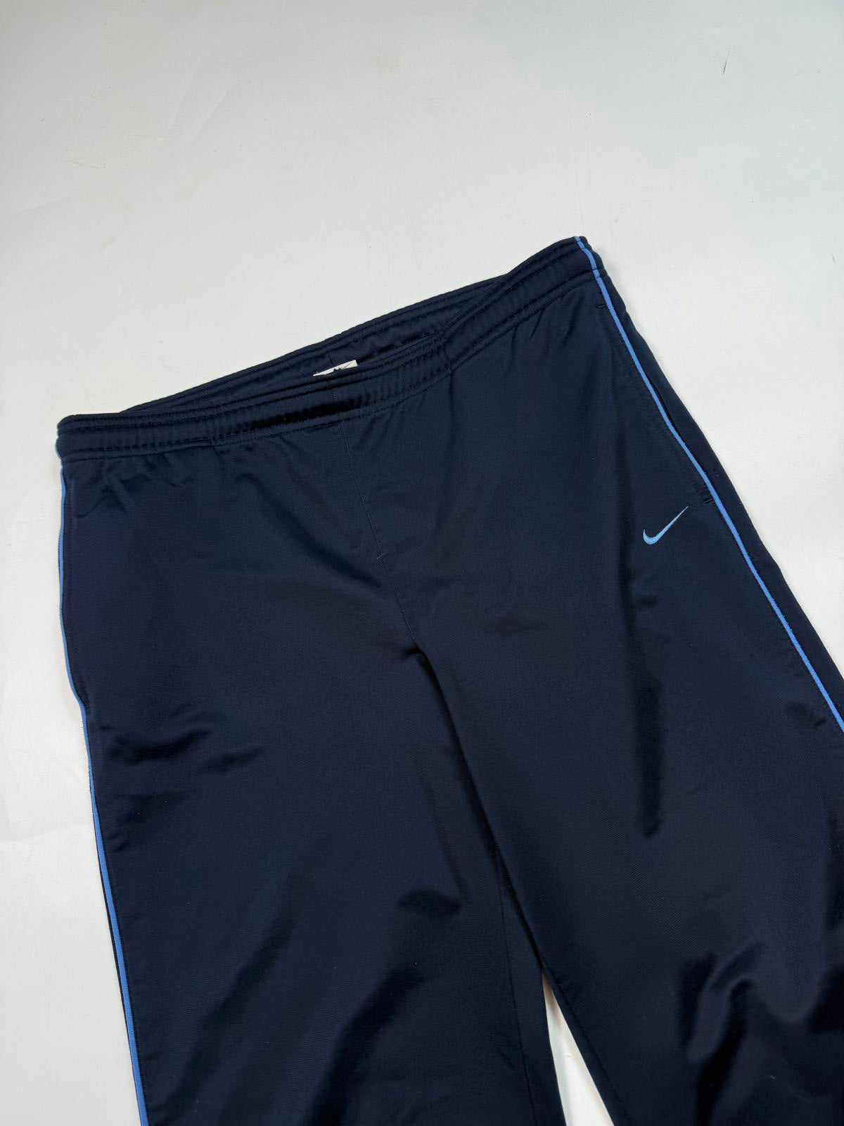 Vintage Nike baggy track pants (S)