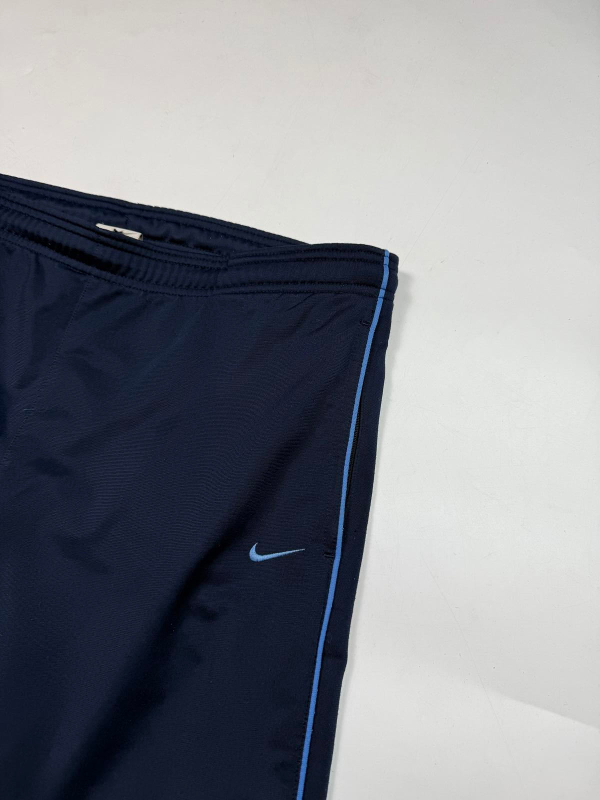 Vintage Nike baggy track pants (S)