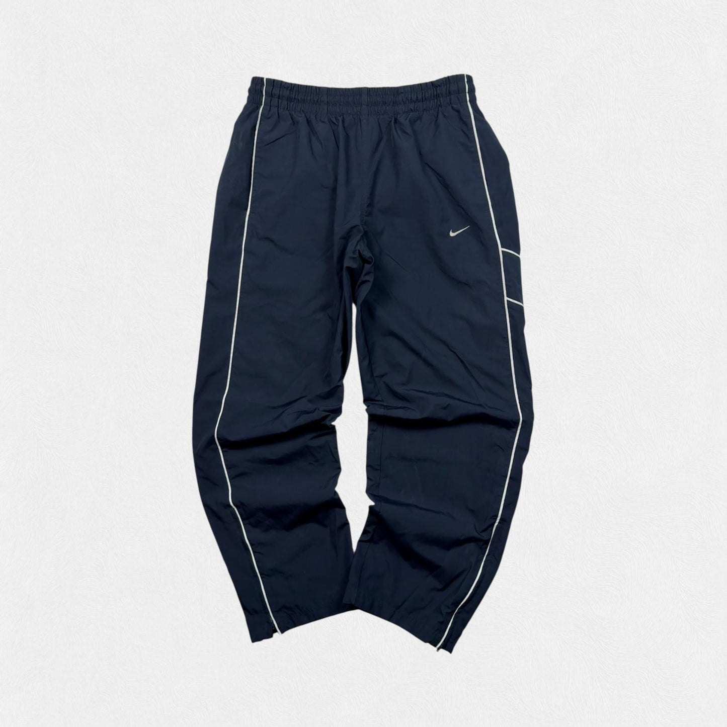 Vintage Nike baggy track pants (L)