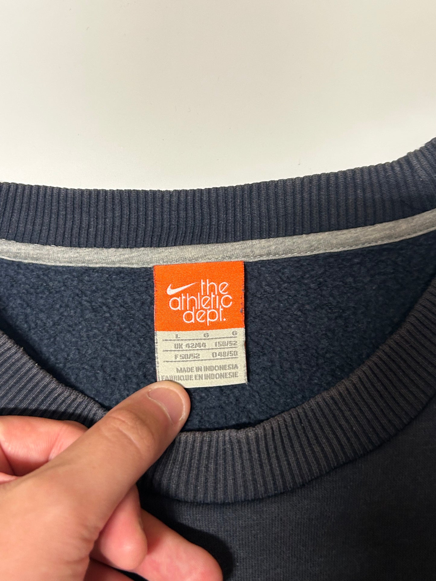 Vintage Nike spell out sweatshirt (L)