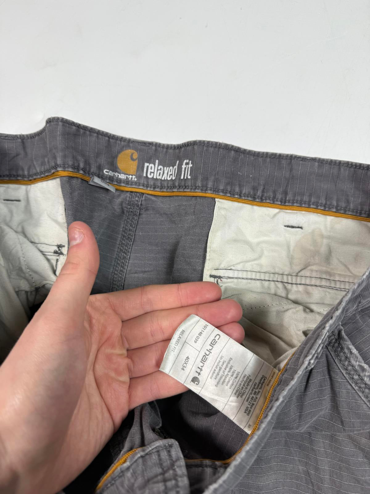 Carhartt baggy cargo pants (W40)