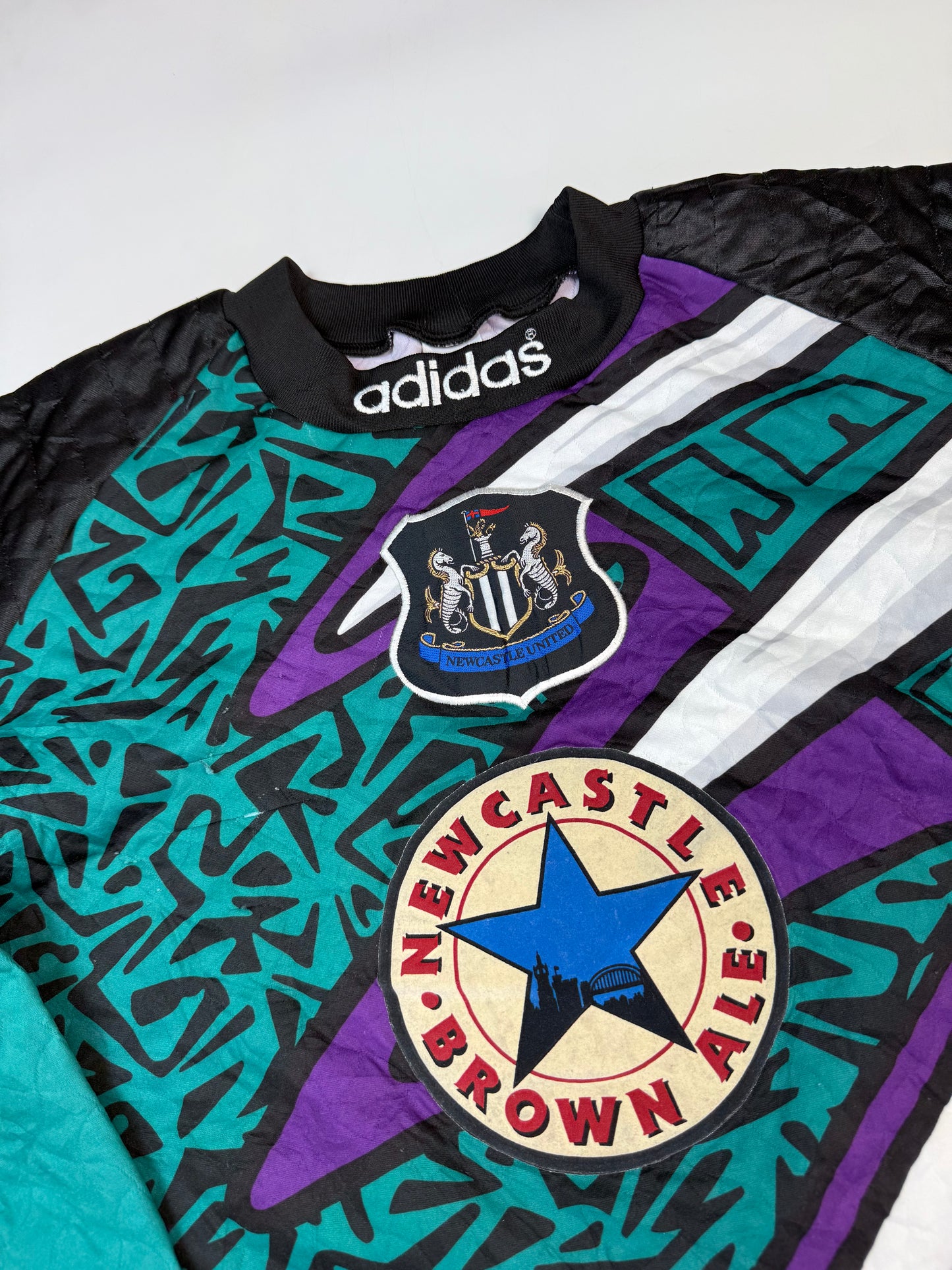 Vintage Newcastle United 1995/96 Adidas away gk football shirt (L)