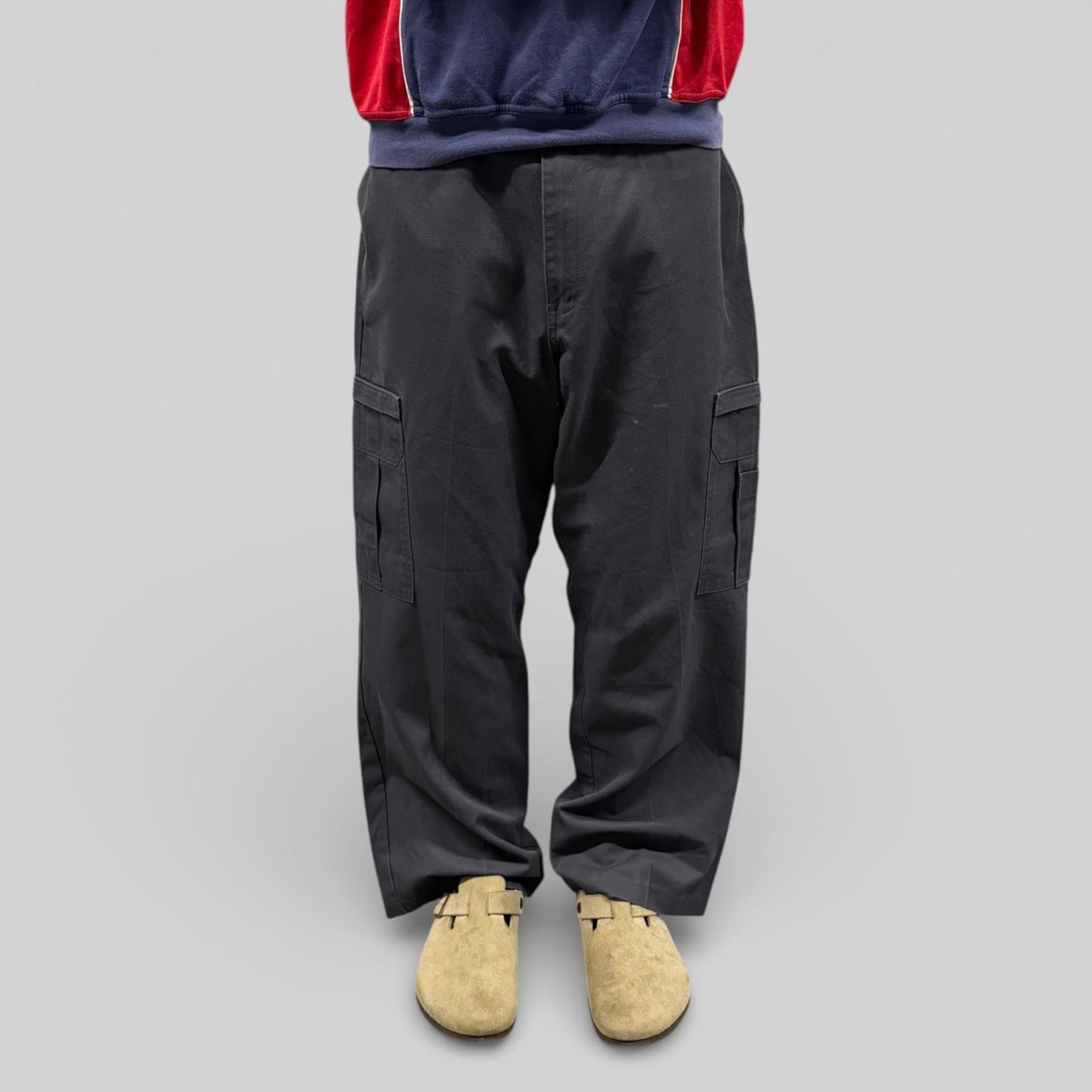 Dickies baggy cargo work pants (W36)