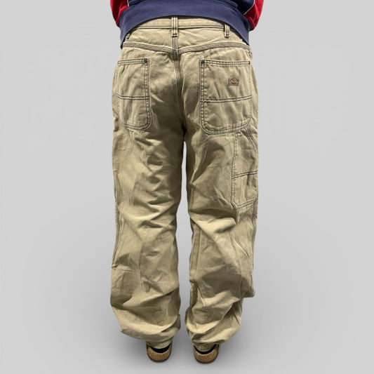 Dickies baggy carpenter pants (W34)