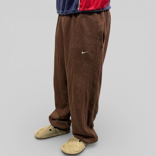 Vintage Nike baggy joggers (XL)