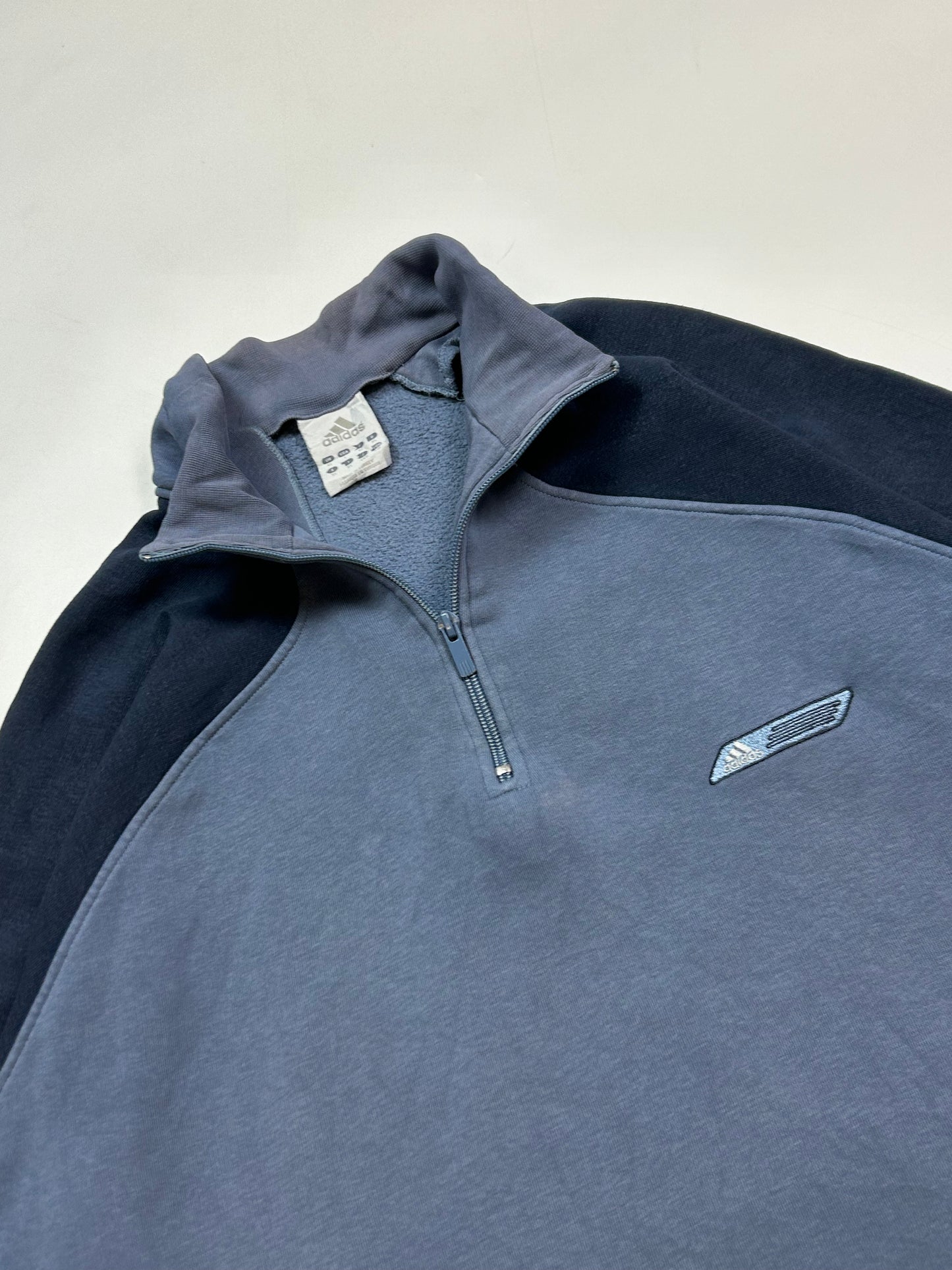 Vintage Adidas quarter zip sweatshirt (L)