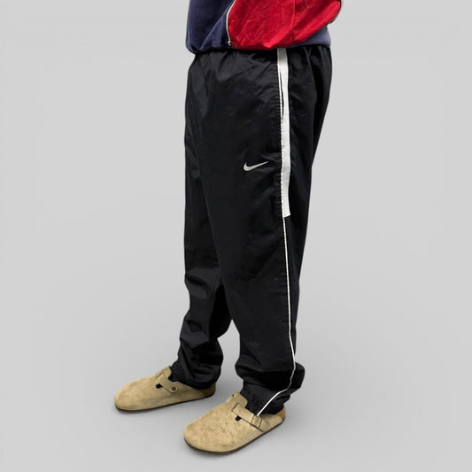 Vintage Nike side stripe baggy track pants (L)
