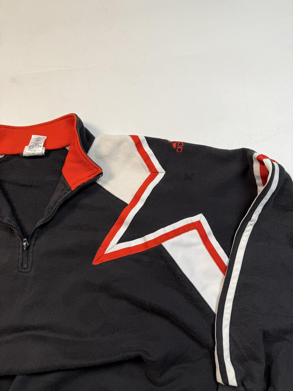 Vintage 90s adidas quarter zip sweatshirt (L)