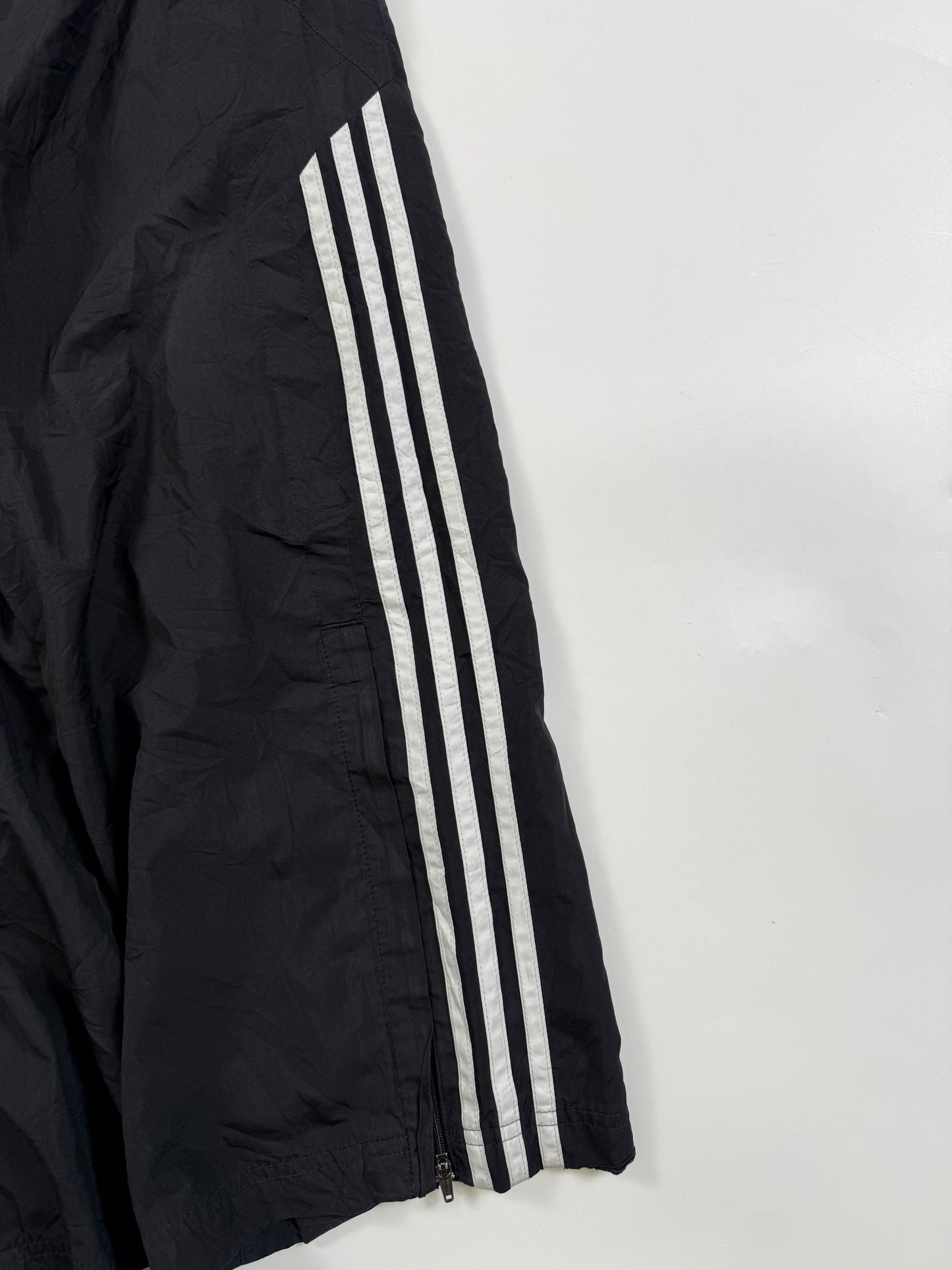 Vintage Adidas baggy track pants (M)