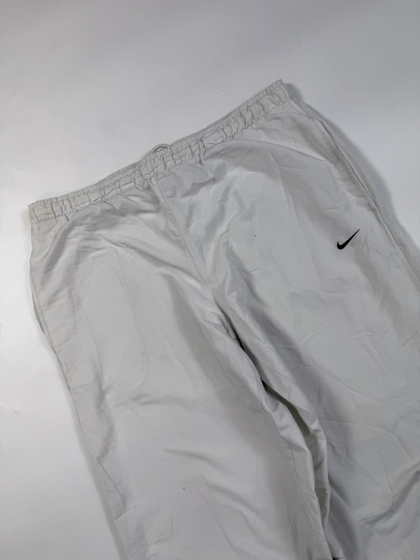 Vintage Nike mini swoosh baggy track pants (M)