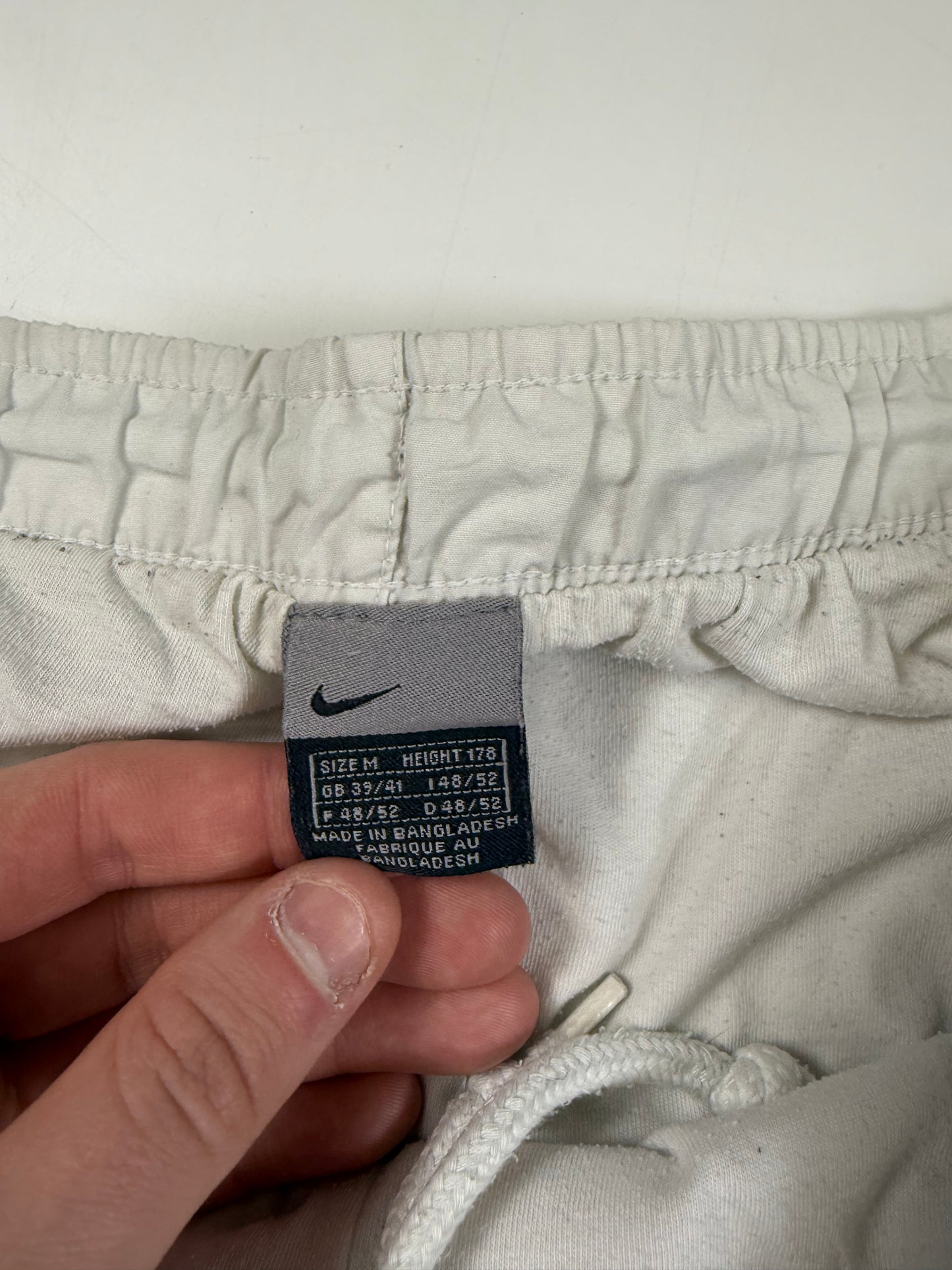 Vintage Nike mini swoosh baggy track pants (M)