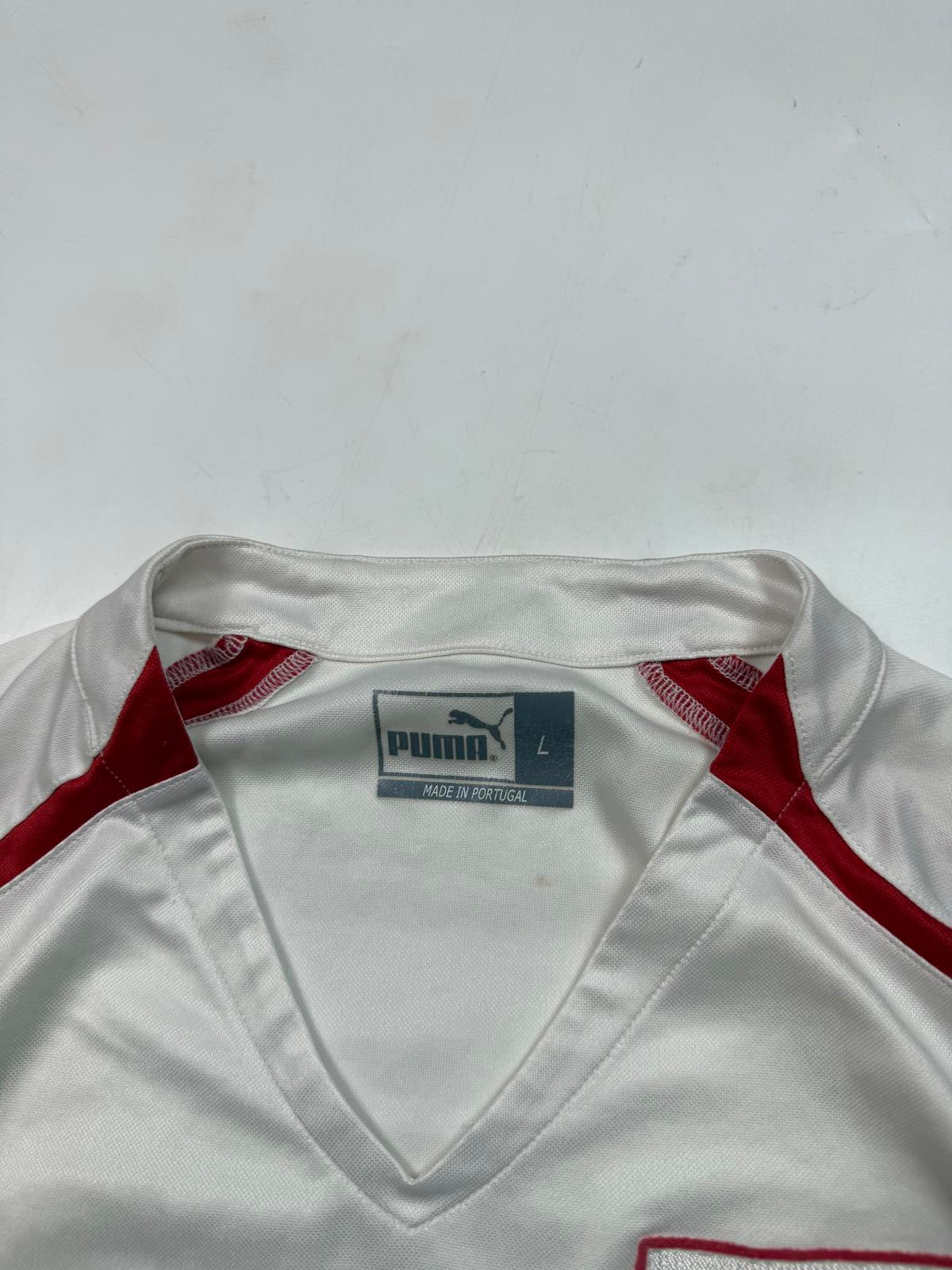 Vintage Stuttgart 2004/05 Puma home football shirt (L)