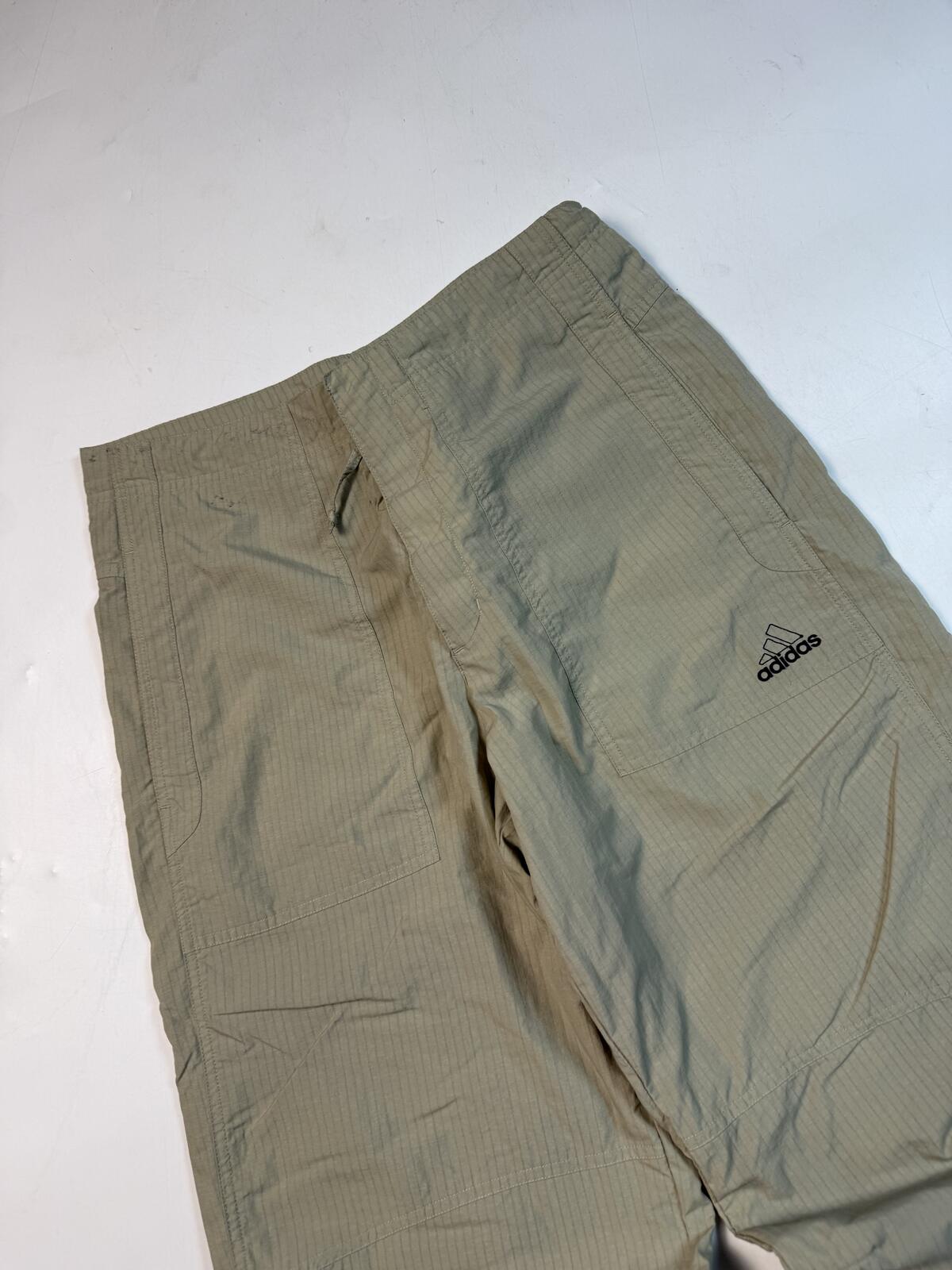 Vintage 90s Adidas baggy track pants (S)