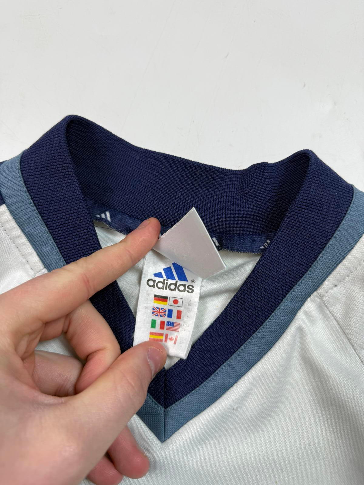 Vintage Tottenham 2001/02 Adidas home football shirt (S)