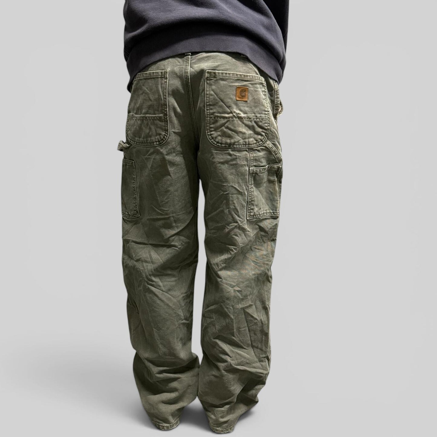 Vintage Carhartt baggy carpenter pants (W32)