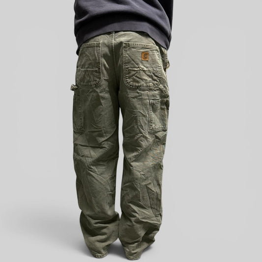 Vintage Carhartt baggy carpenter pants (W32)