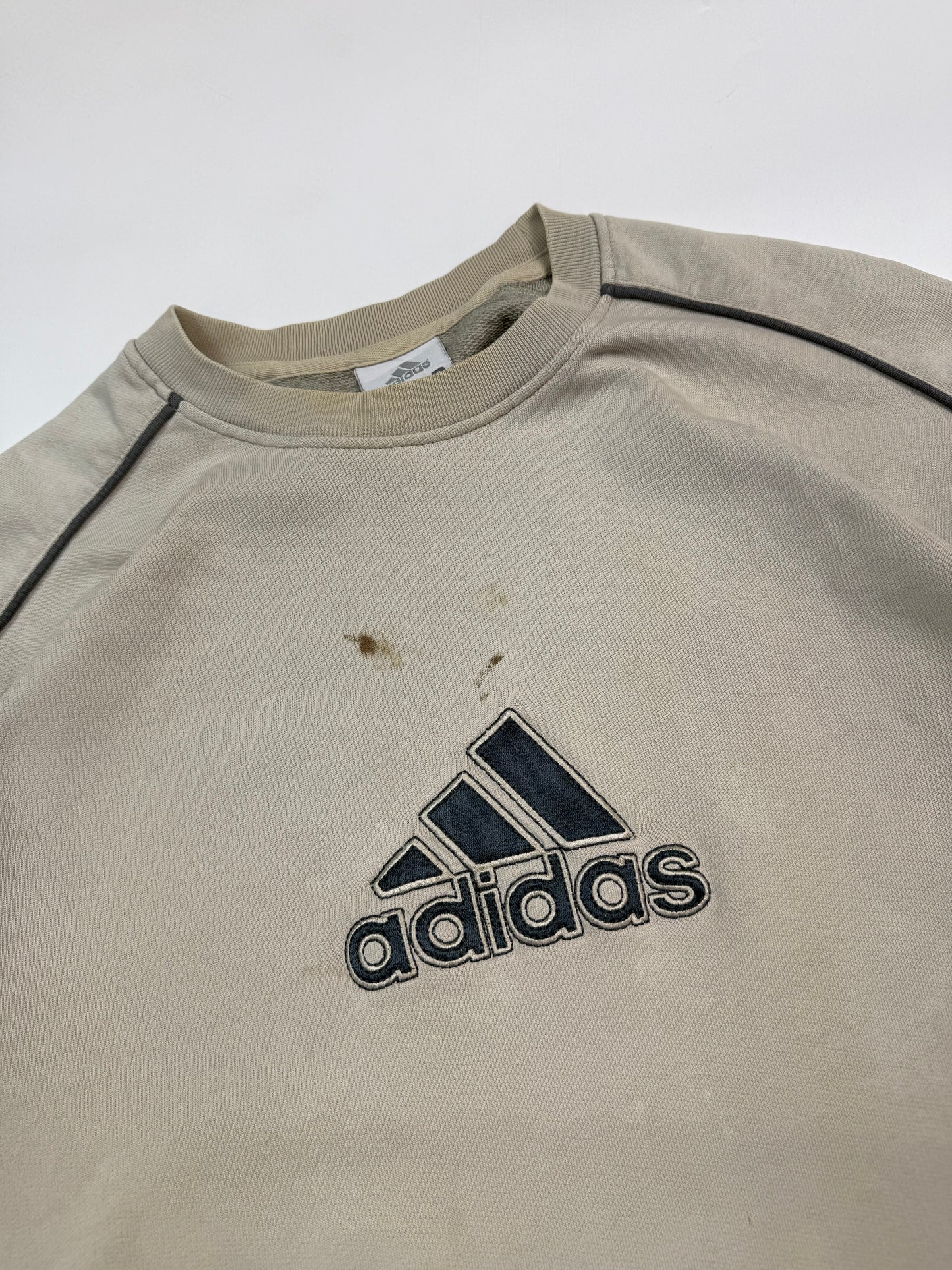 Vintage Adidas centre logo sweatshirt (L)