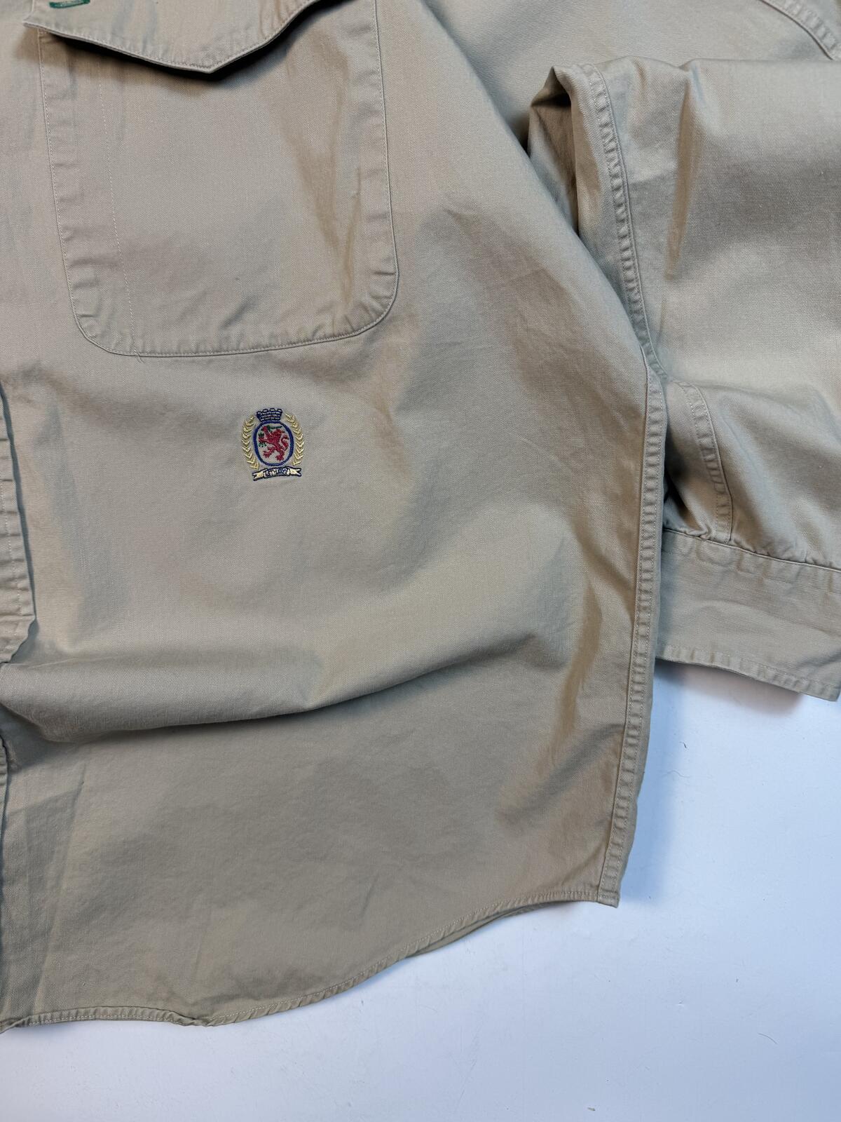 Vintage 90s Tommy Hilfiger button up shirt (L)