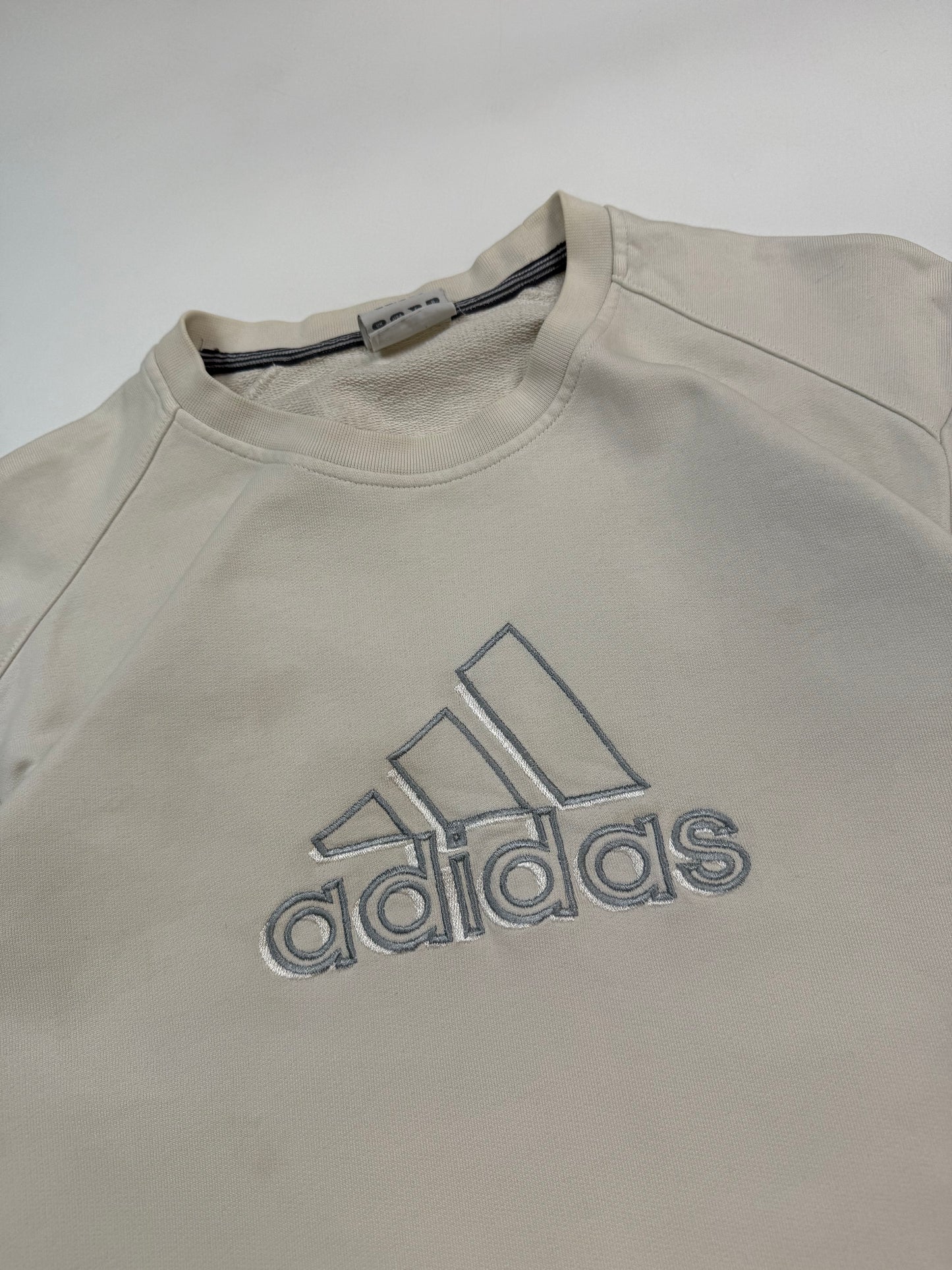 Vintage Adidas centre logo sweatshirt (M)