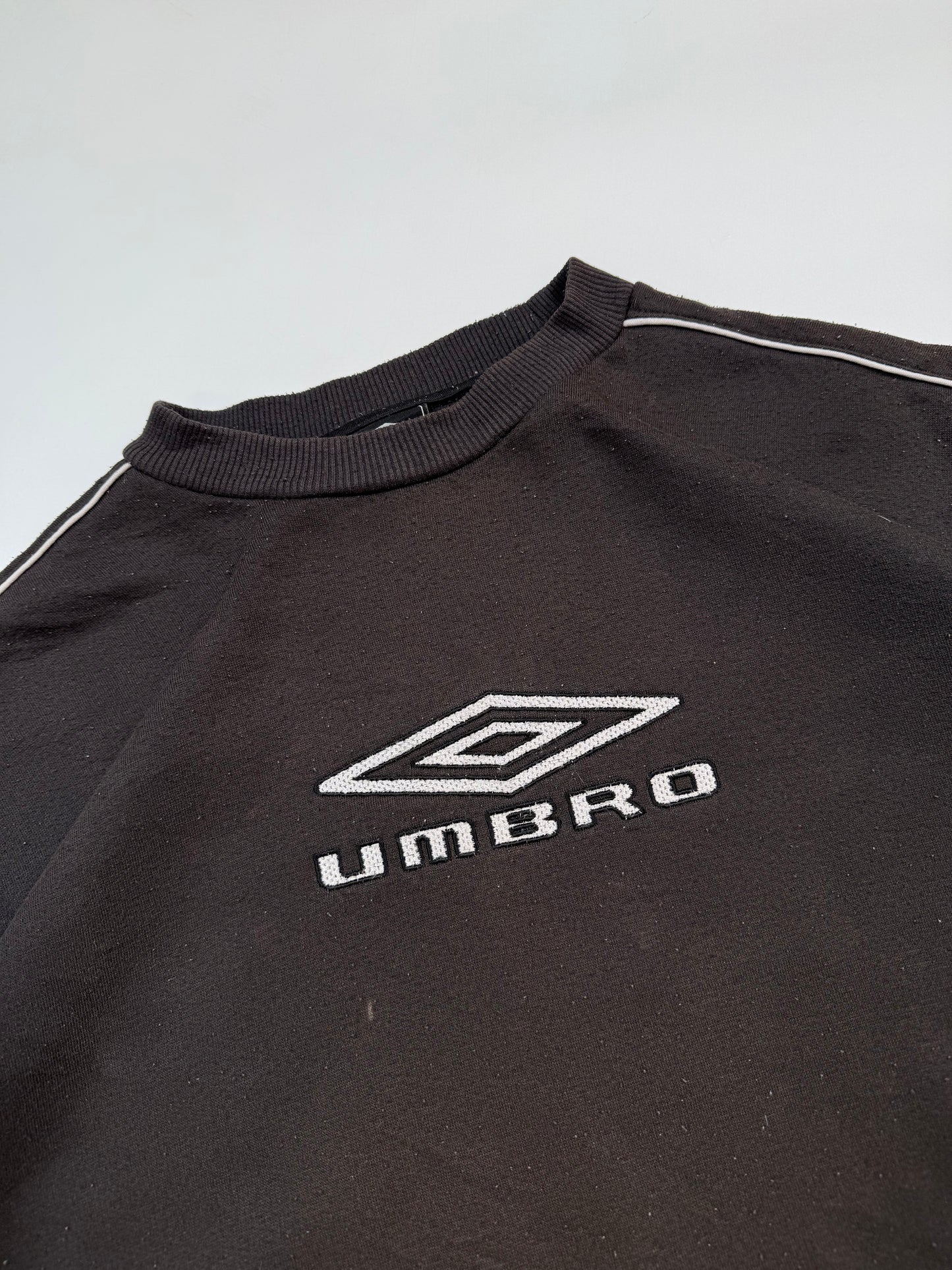 Vintage Umbro centre logo sweatshirt (XL)