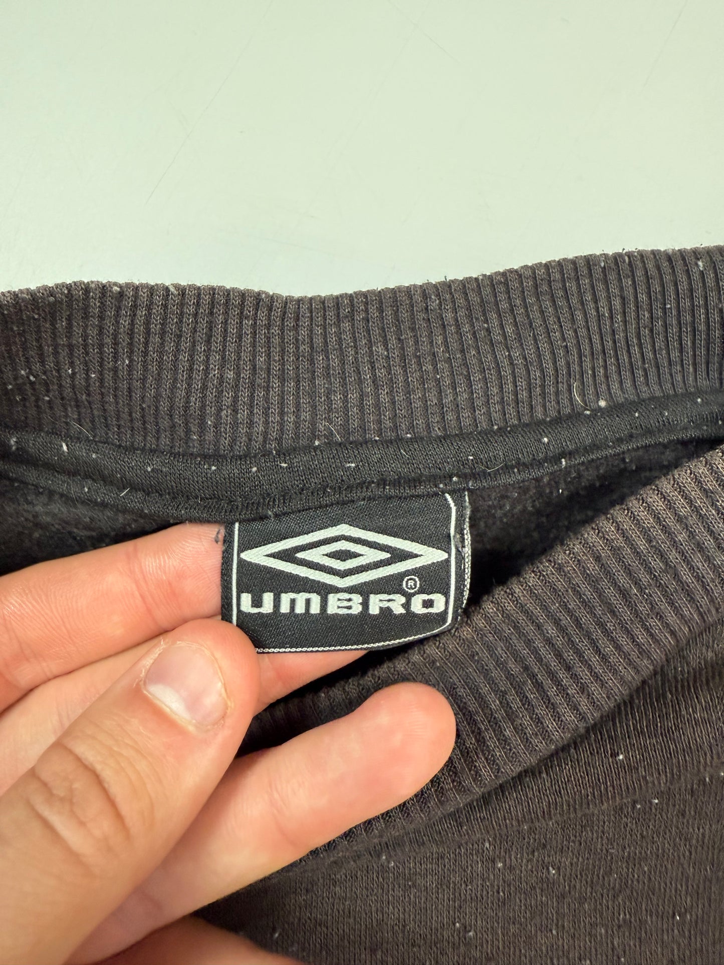 Vintage Umbro centre logo sweatshirt (XL)