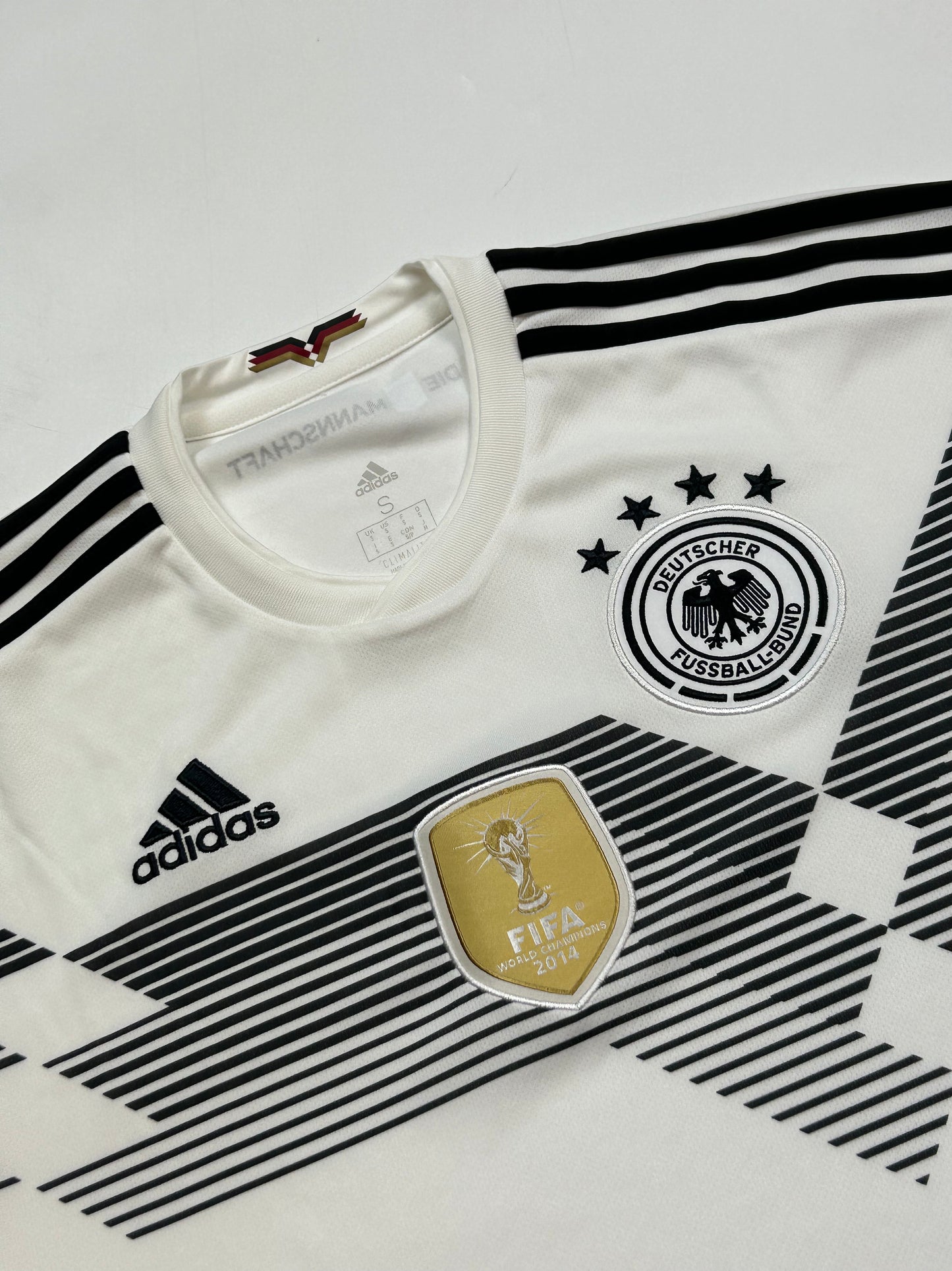 Germany 2018/19 Adidas home football shirt (S)