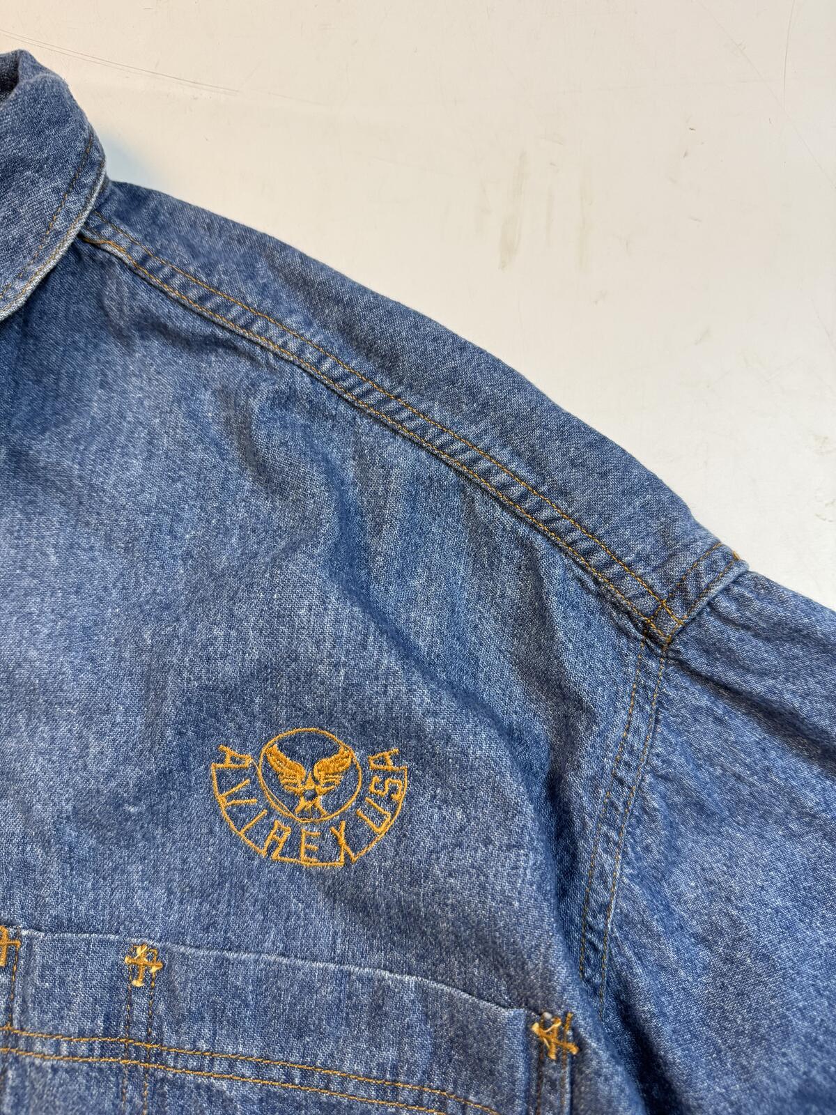 Vintage 90s Avirex denim short sleeve shirt (L)