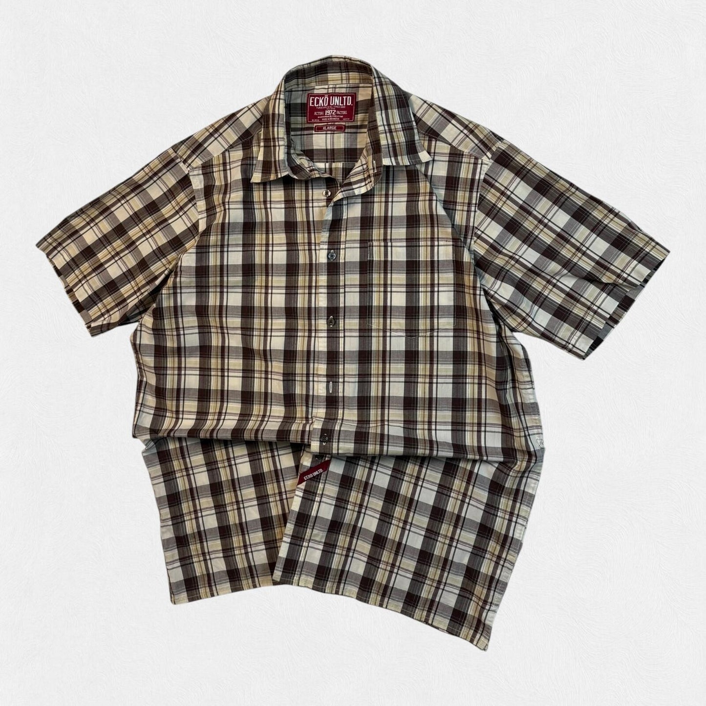 Vintage Y2K Ecko Unltd checkered short sleeve shirt (XL)