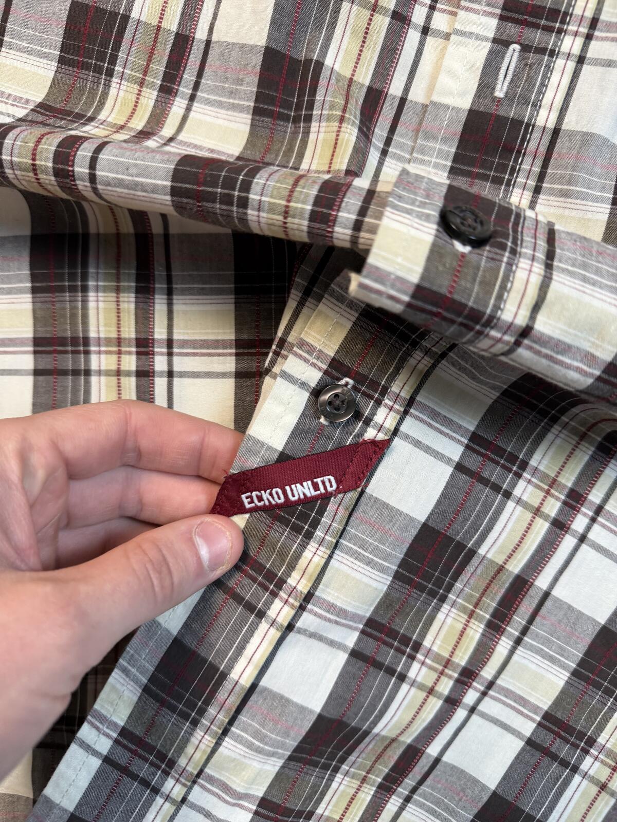 Vintage Y2K Ecko Unltd checkered short sleeve shirt (XL)