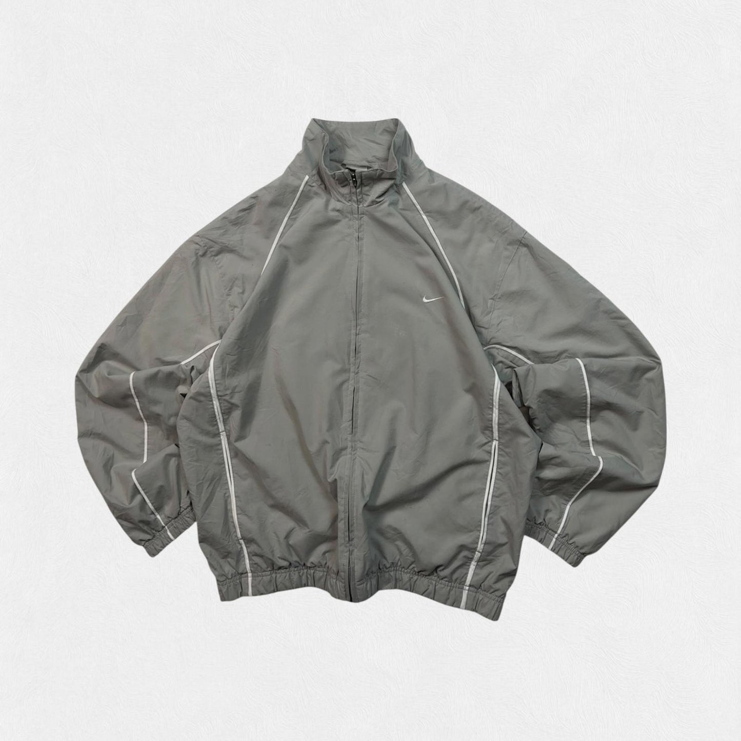 Vintage Nike track jacket (L)