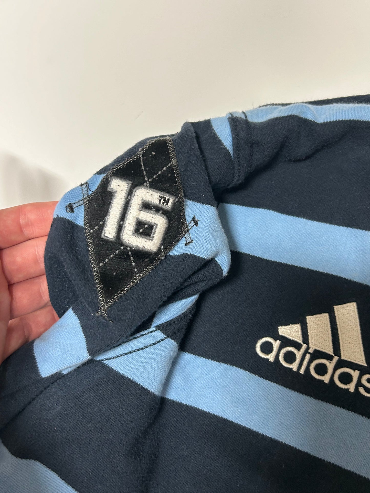 Argentina Adidas 2011 striped rugby shirt (L)