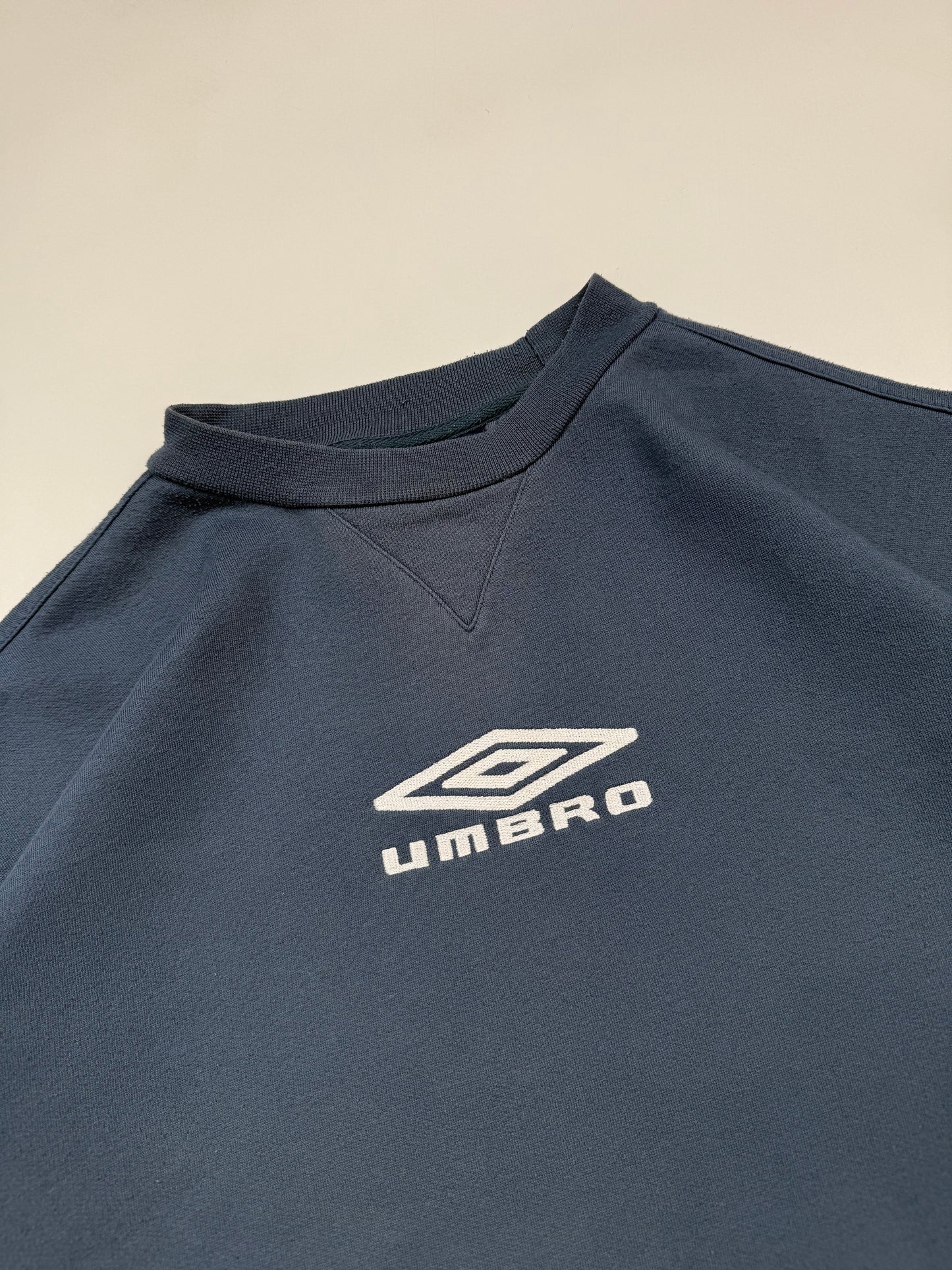Vintage Umbro centre logo sweatshirt (L)