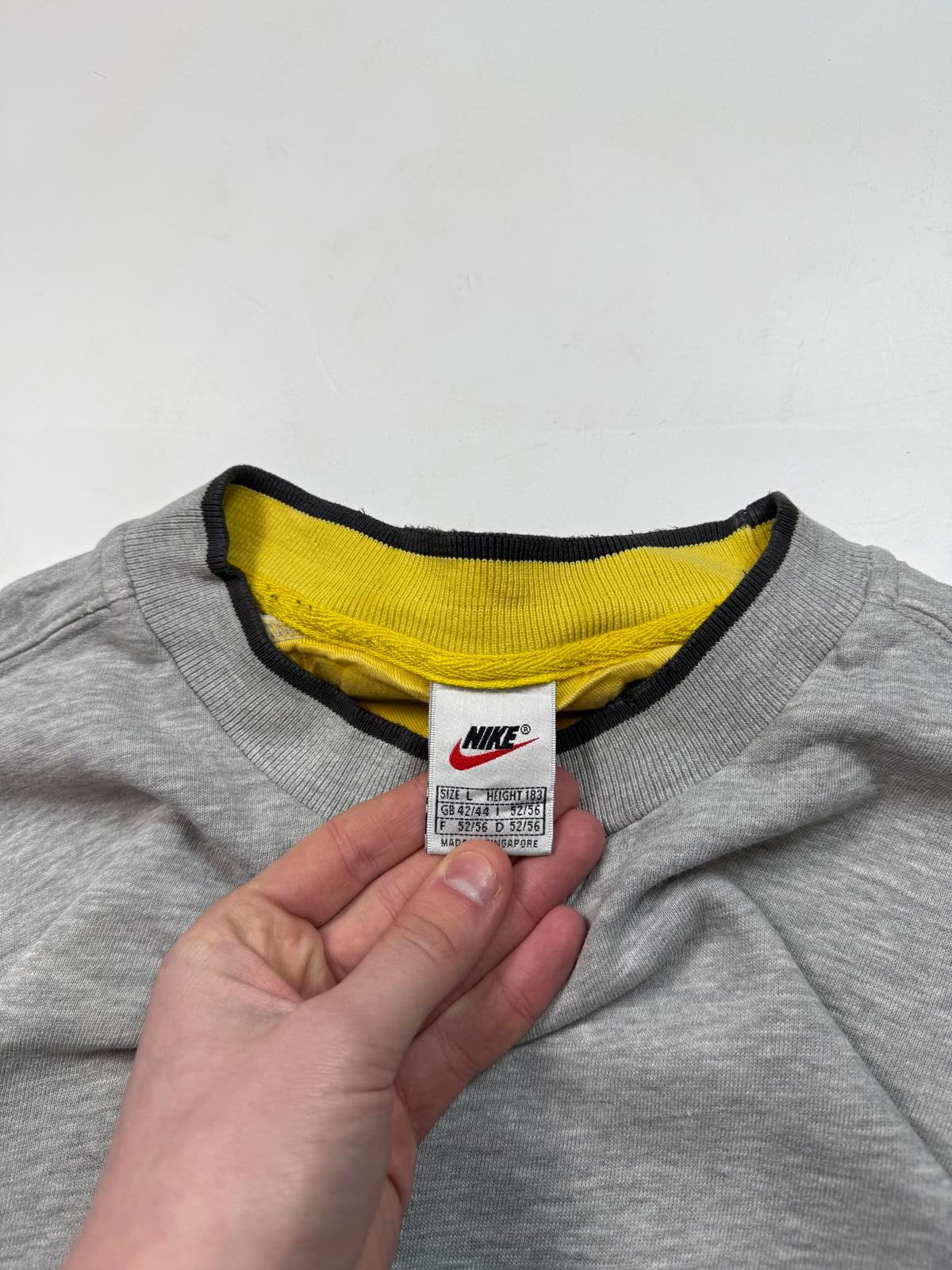 Vintage 90s Nike centre swoosh sweatshirt (L)