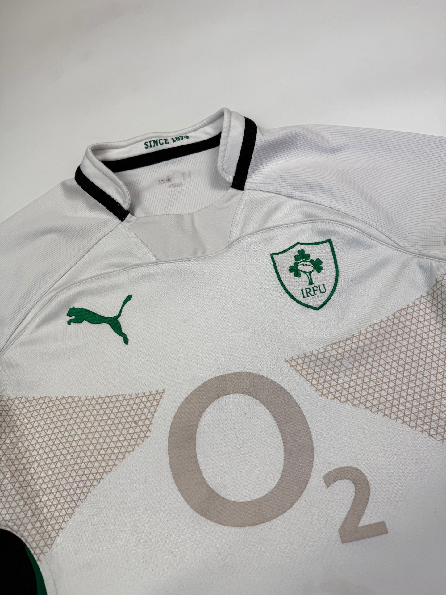 Ireland 2009/10 Puma away rugby shirt (L)