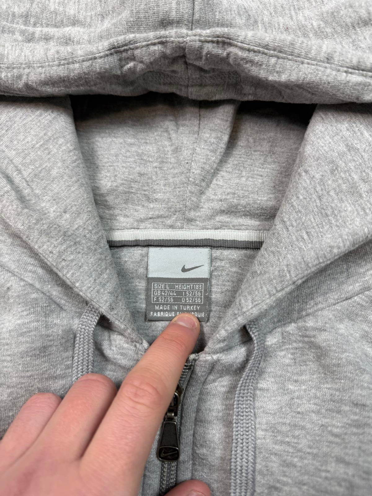Vintage Nike zip up hoodie (L)
