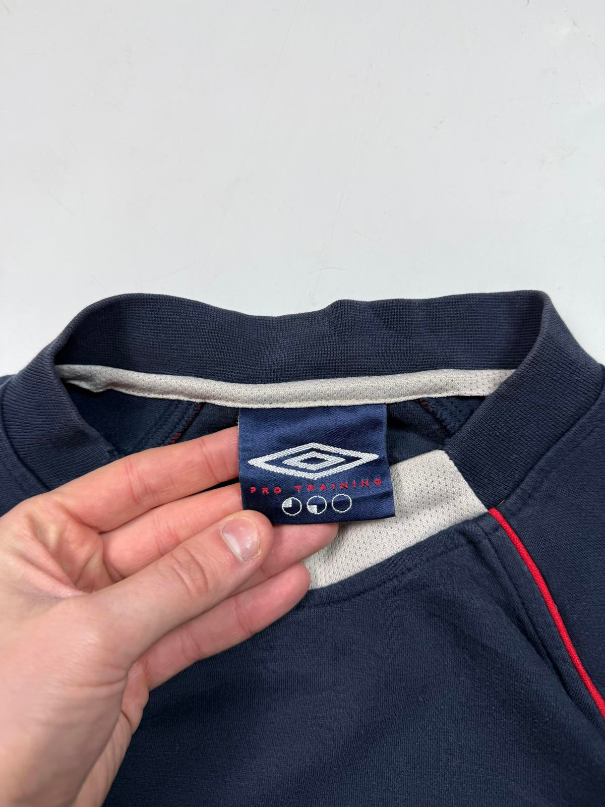 Vintage Umbro pro training sweatshirt (M)