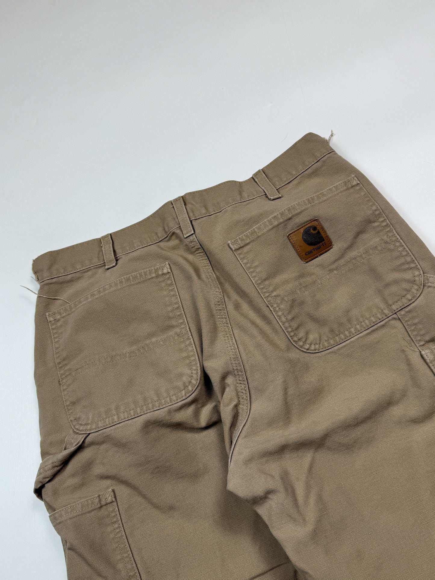 Vintage Carhartt baggy carpenter pants (W32)