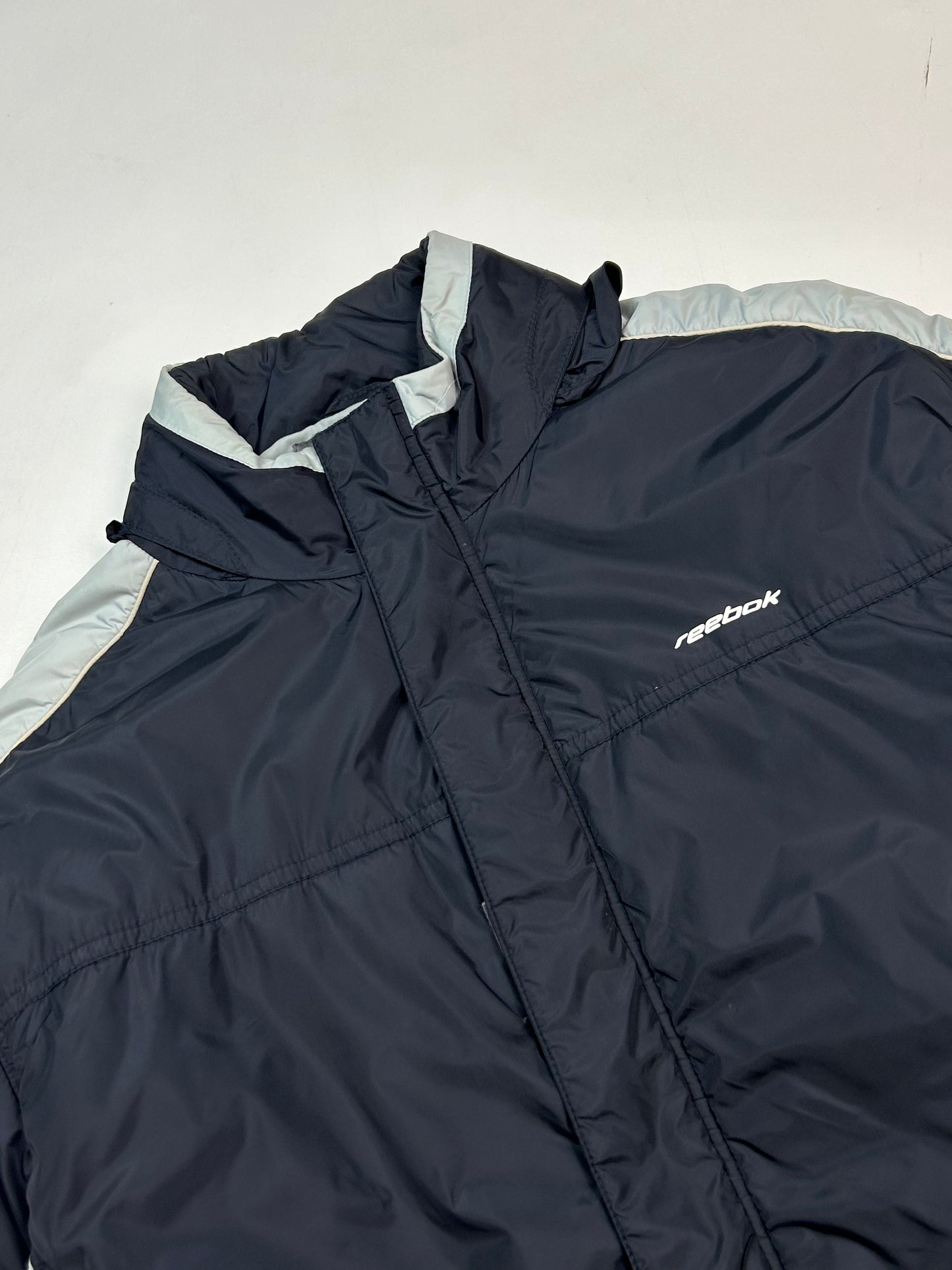 Vintage Reebok spell out puffer jacket (L)