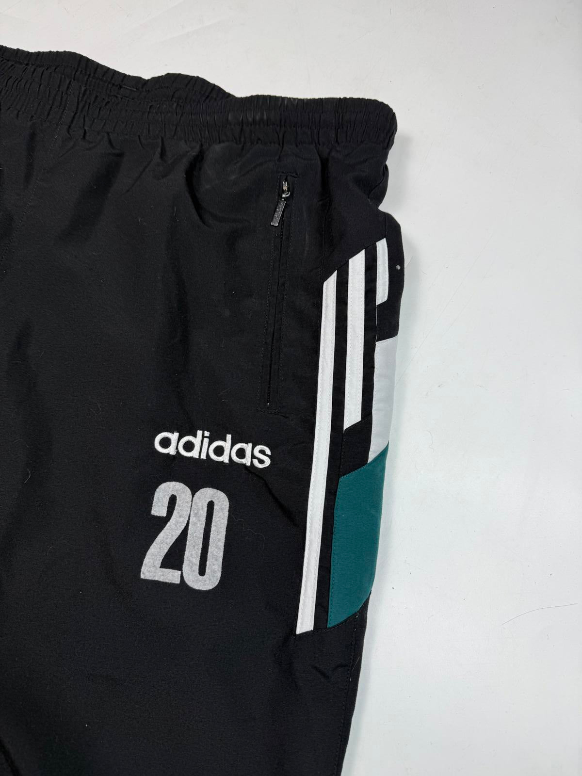 Vintage 90s adidas originals baggy track pants (L)