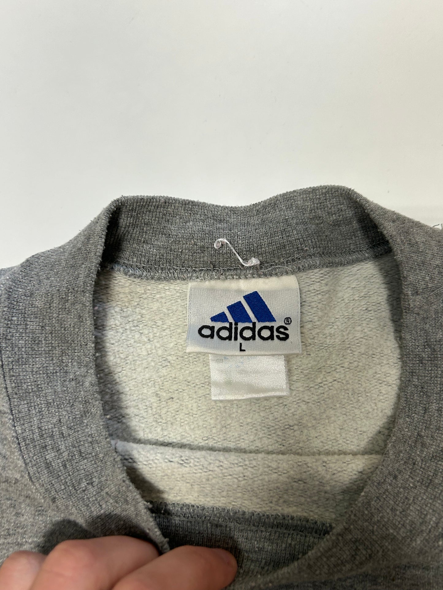 Vintage 90s Adidas small logo sweatshirt (L)