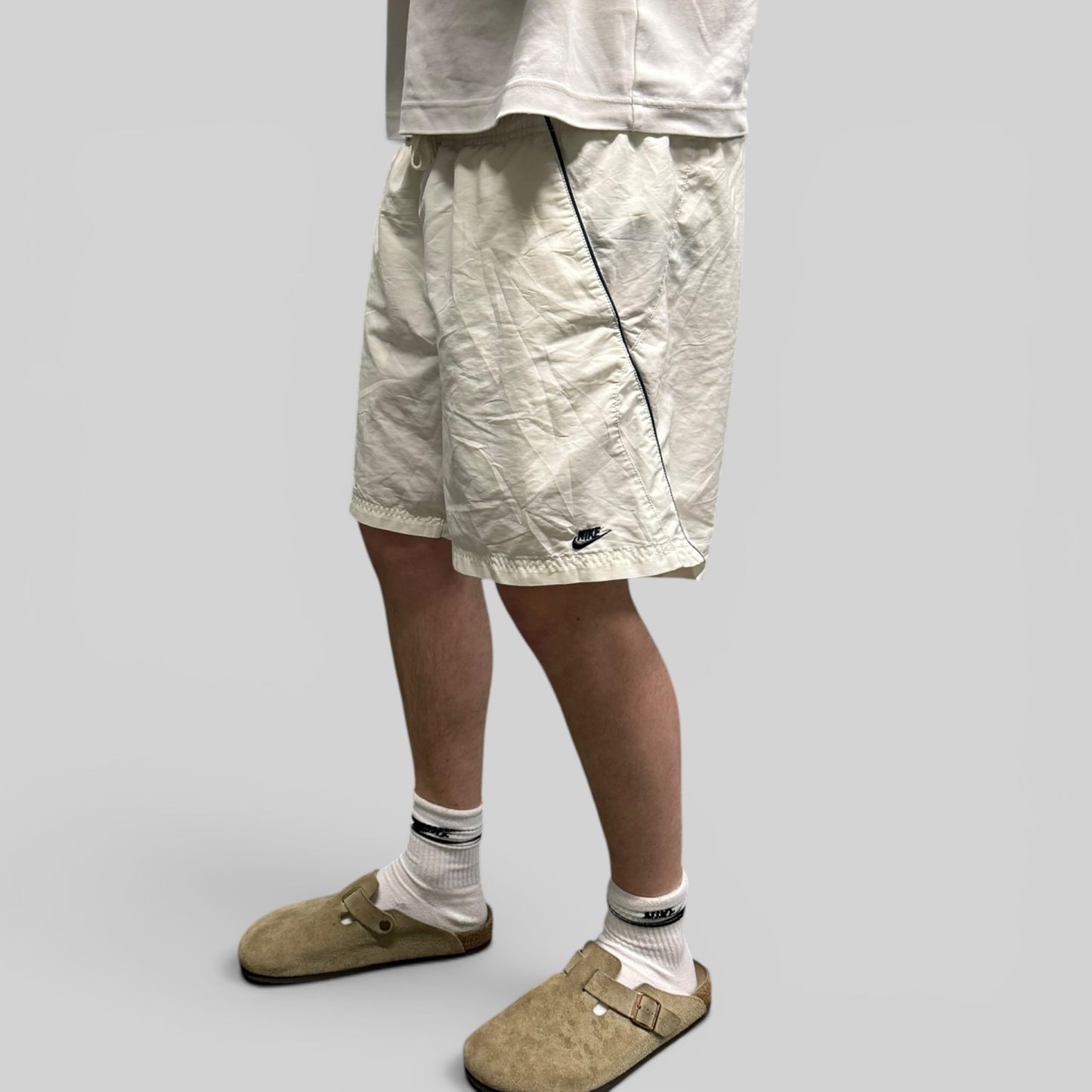 Vintage Nike piping sport shorts (XL)