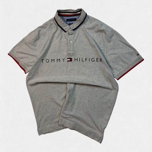 Tommy Hilfiger spell out polo shirt (XL)