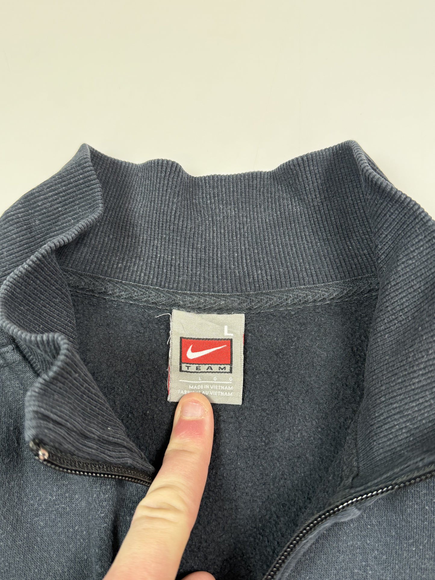 Vintage Nike team quarter zip sweatshirt (L)