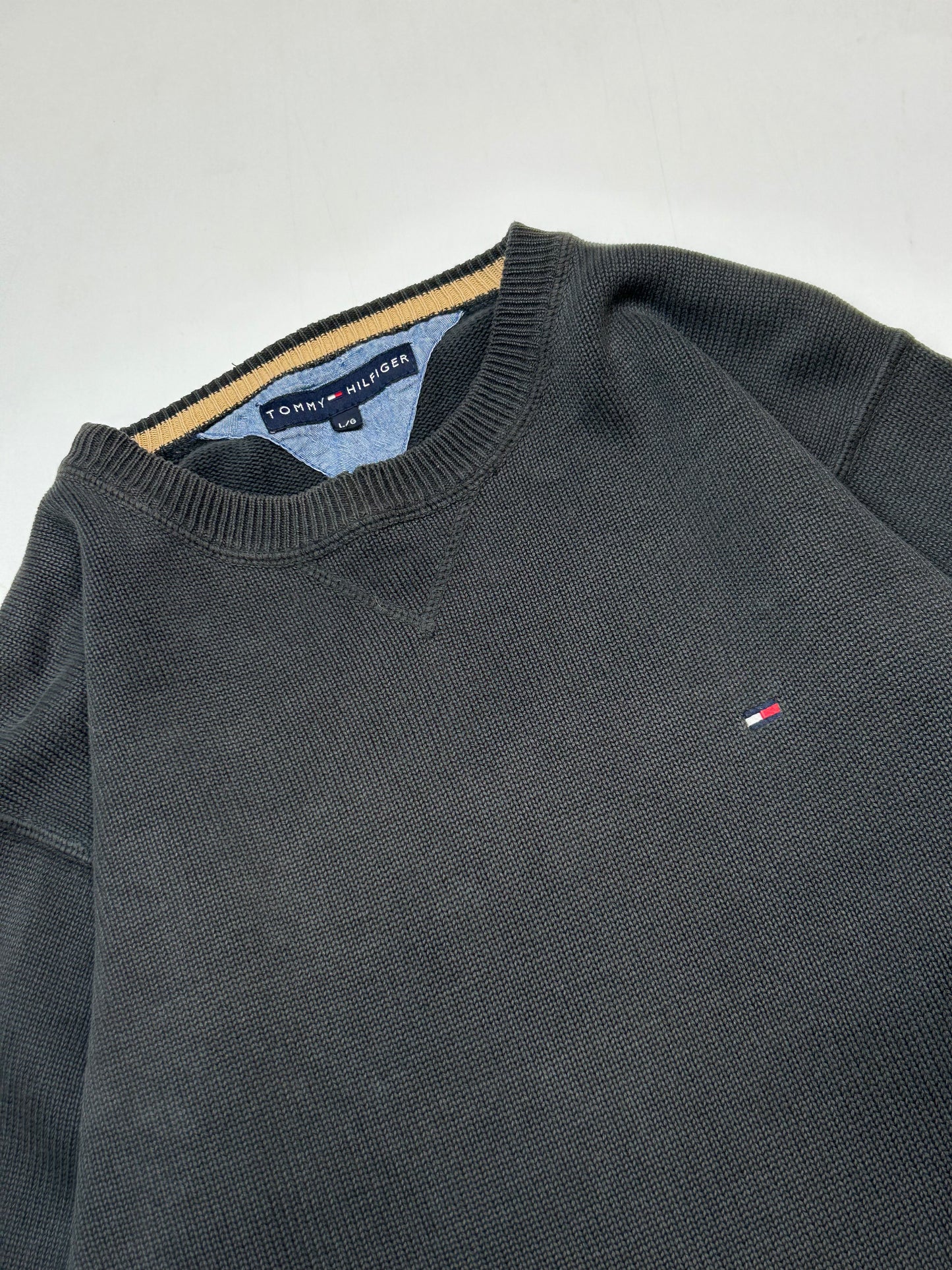 Tommy Hilfiger knit sweater (L)