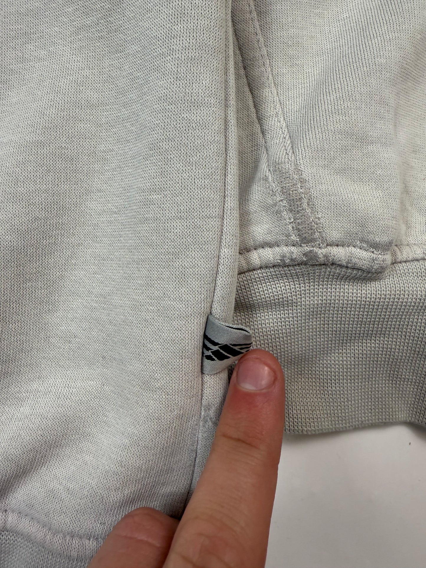 Vintage Adidas small logo sweatshirt (M)