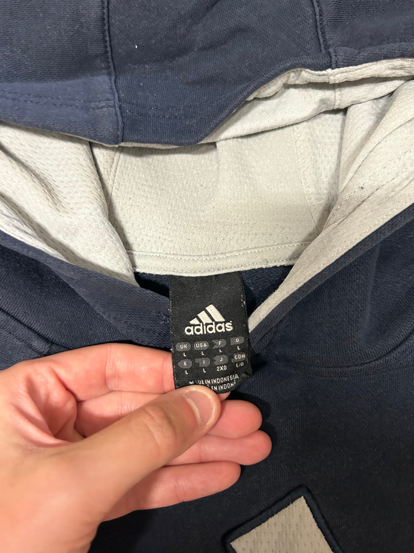 Vintage Adidas hoodie (L)